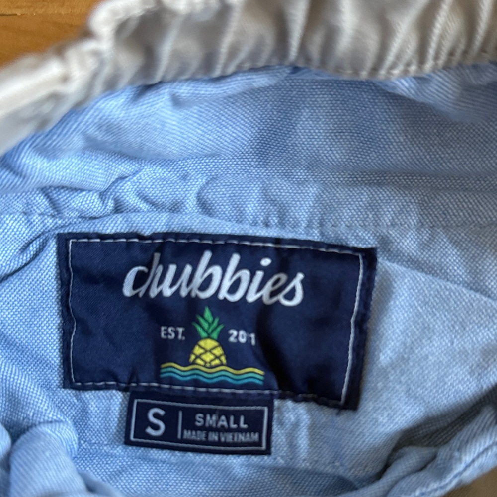 Chubbies Men's Light Tan Flat Front Shorts - Picture 2 of 4